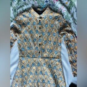 KAIMILAN Long Sleeve Patterned Dress in beige and Blue